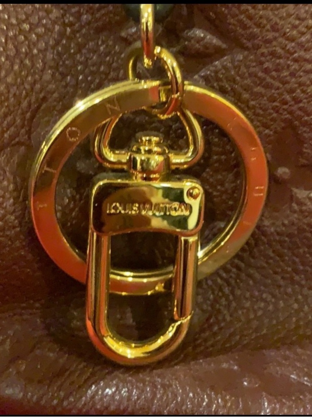 Louis Vuitton Burgundy Artsy MM Hobo Bag - Picture 3 of 7